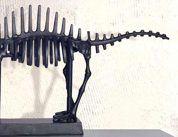 Dekofigur T-Rex Aluminium Schwarz Dino Statue 62 cm mit Sockel - Design Metall Deko Alu Modern - Tischdeko Wohndeko Aluminiumdekoration - Dekoration Wohnaccessoire_