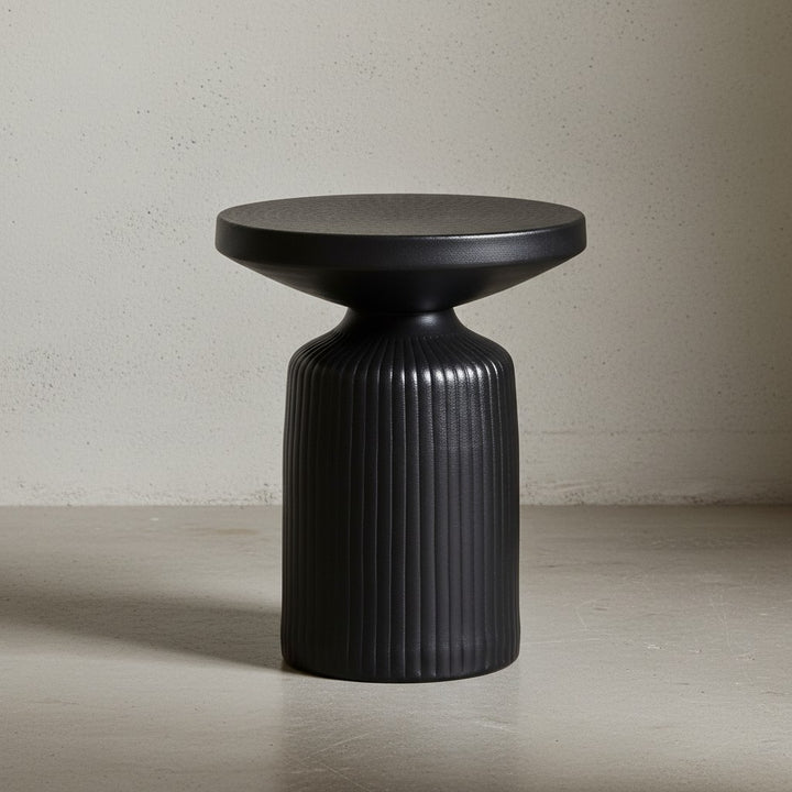Eleganter Beistelltisch Schwarz_ 40x40x50 cm_ rund_ Hammerschlag-Design - KADIMA DESIGN_Größe_ 40x40x50 cm_