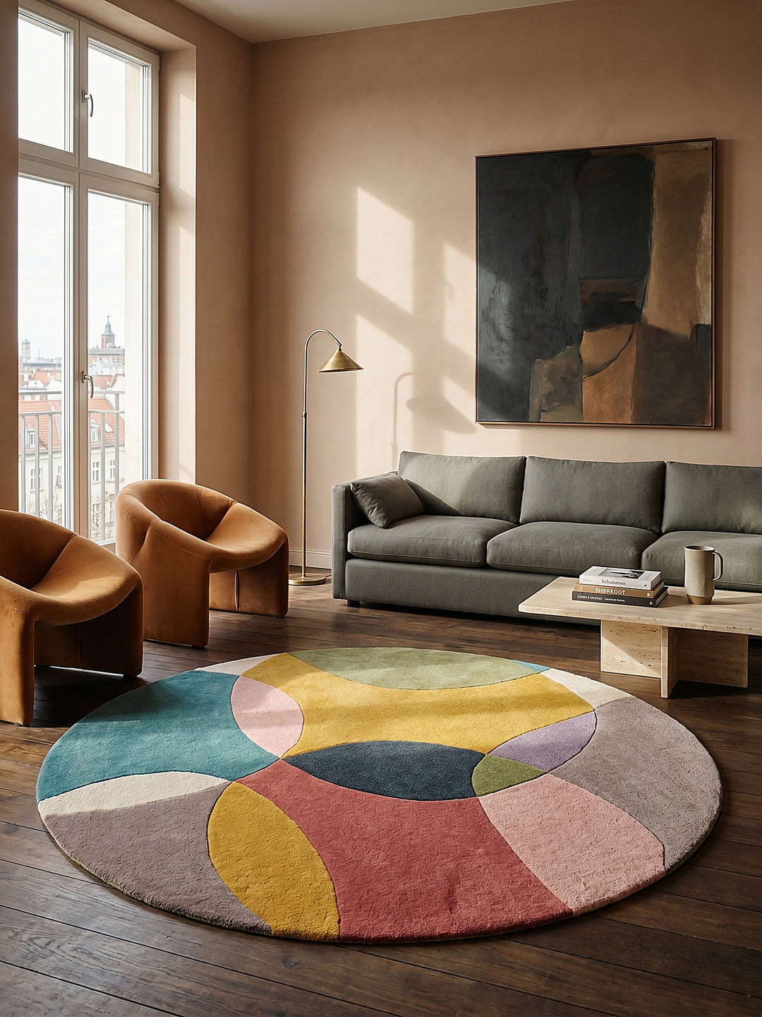 Teppich Multi rund Editorial Interior als Designobjekt drapiert hochwertige Wohnaccessoires_