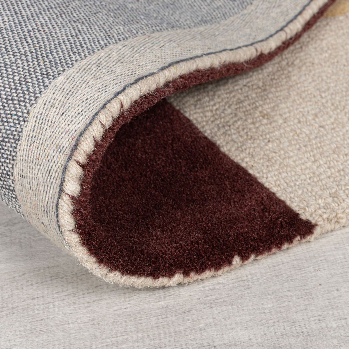 Wollteppich mit abstraktem Design & Farbakzenten AIRE Rechteckig