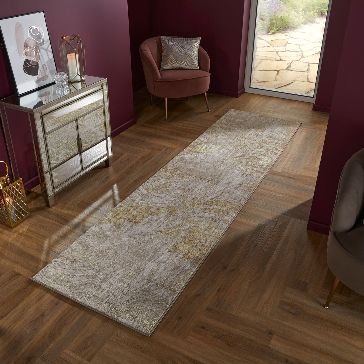 Eleganter Wohnzimmer Teppich mit metallischen Farben_Gold_Läufer_