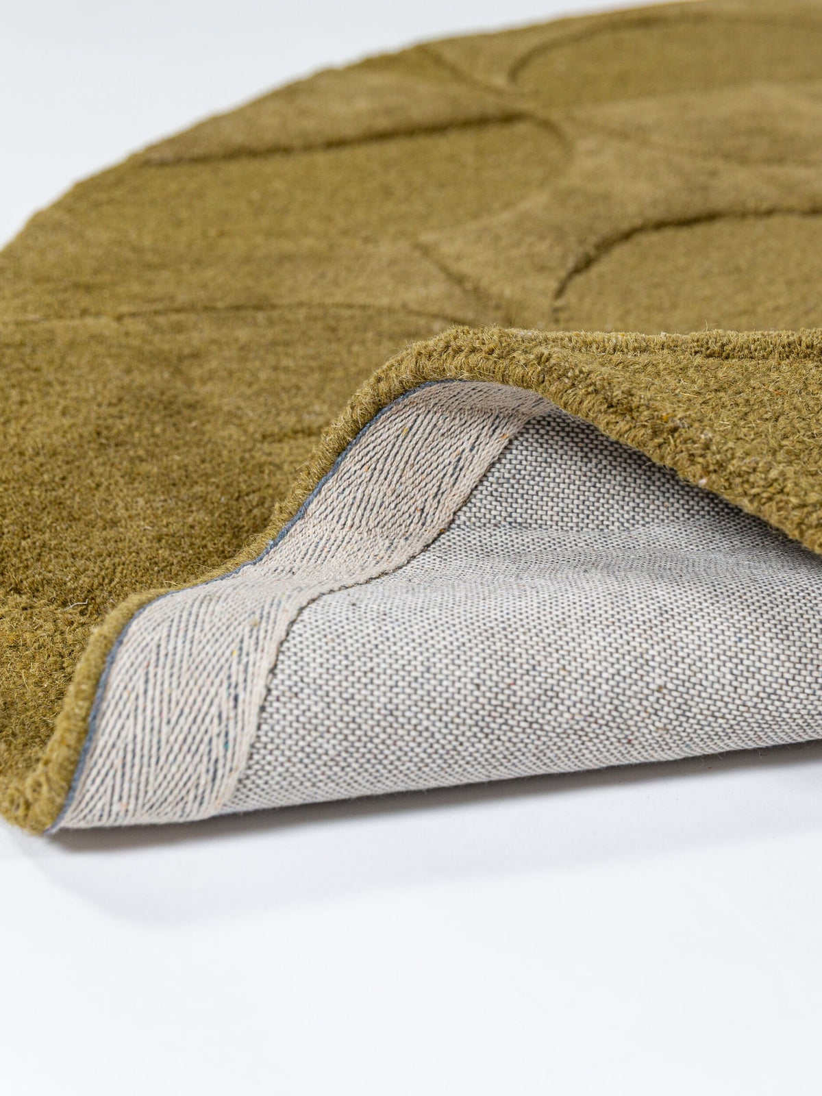 Teppich Olivgrün rund WOOL Einrichtung Wohnidee Bodenbelag DEBEN_