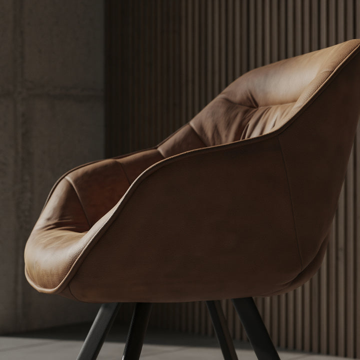 Seitliche Perspektive des Esszimmerstuhls Loche mit stabilen Eisenbeinen und moderner Form – stilvolles Design von Kadima_