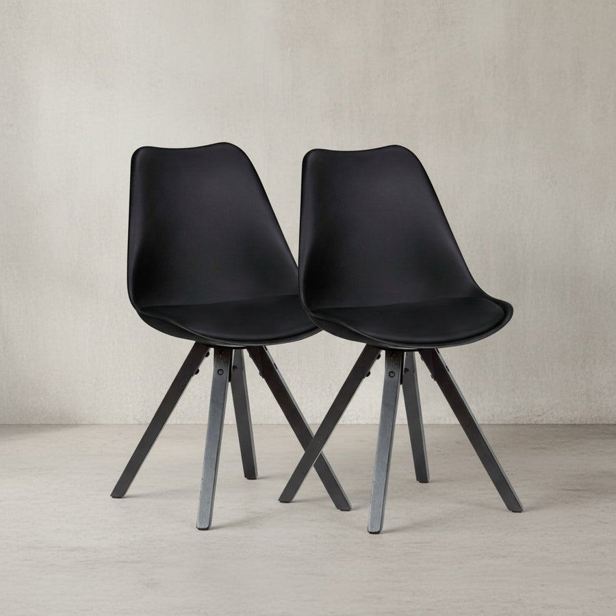 Esszimmerstuhl LUND_ Modernes Design_ Stoffbezug_ Holzstandbeine_ Filzgleiter_ einfache Montage - KADIMA DESIGN_Farbe_ Schwarz_ Material_ Kunstleder_ Größe_ 49x52x87 cm_