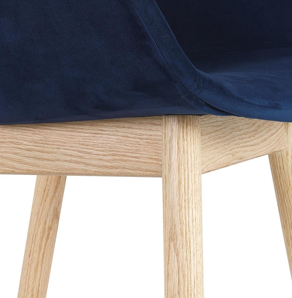 Blauer Samtstuhl - 35cm hohe Rückenlehne - Holzgestell in Beige - bequeme Polsterung - perfekt für Esszimmer und Wohnzimmer - Kadima Design_