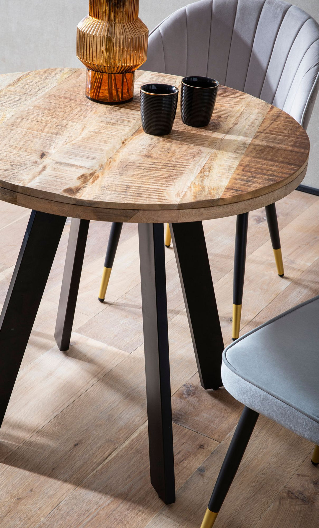 Esszimmertisch – Rund Mango Massivholz 80x80x75 cm Metallbeine Modern