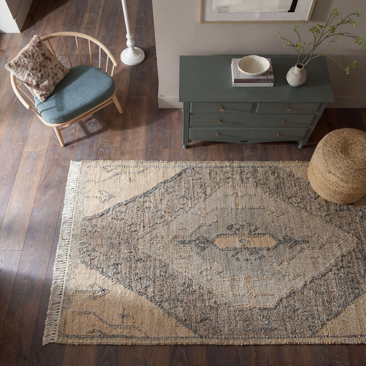 Flachgewebe-Naturfaserteppich mit Vintage-Reliefdesign_