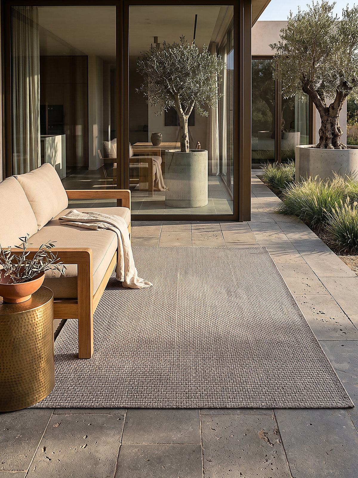 Teppich Taupe rechteckig Editorial Styling_
