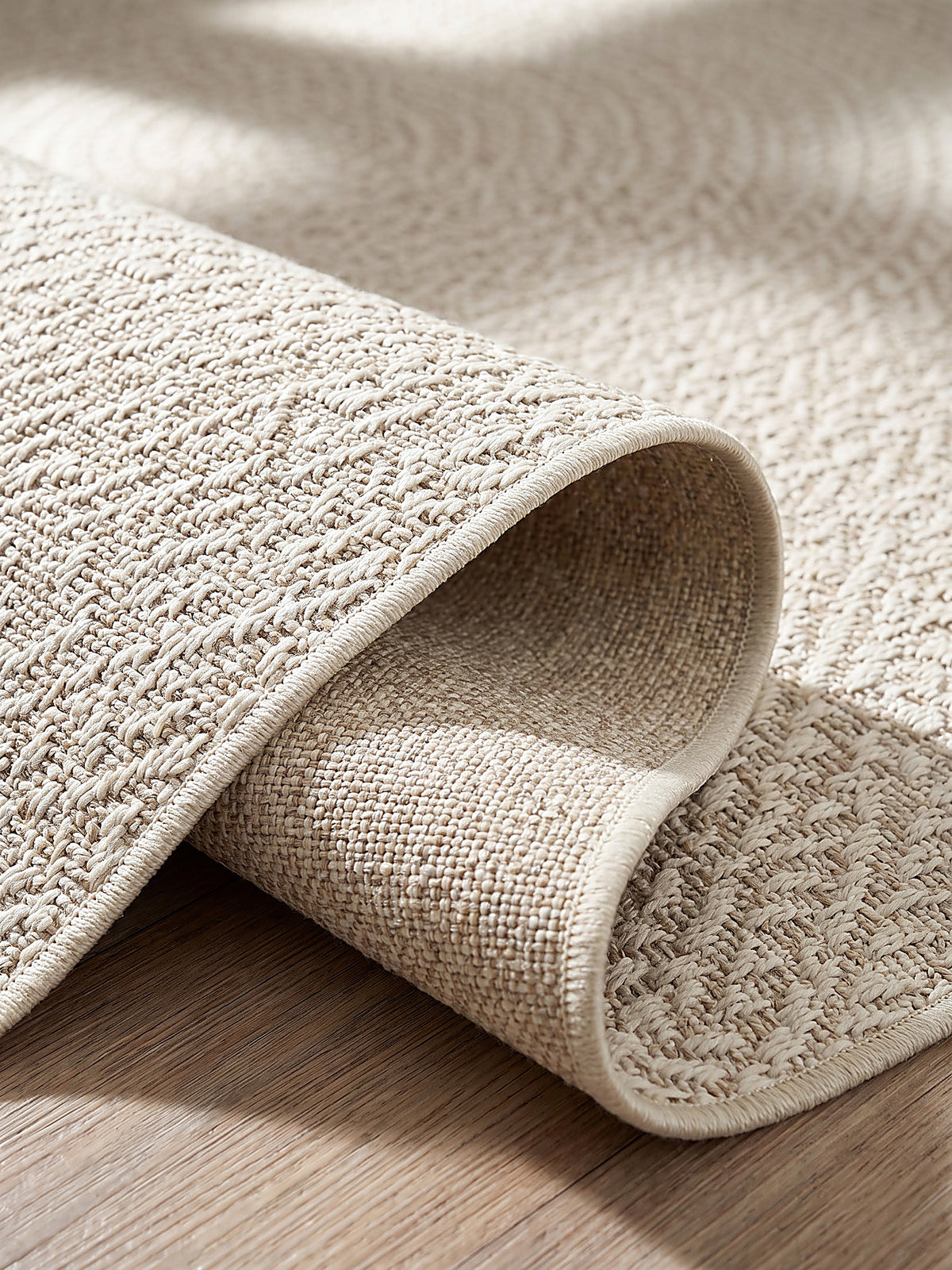 Teppich Creme Kante Verarbeitung_