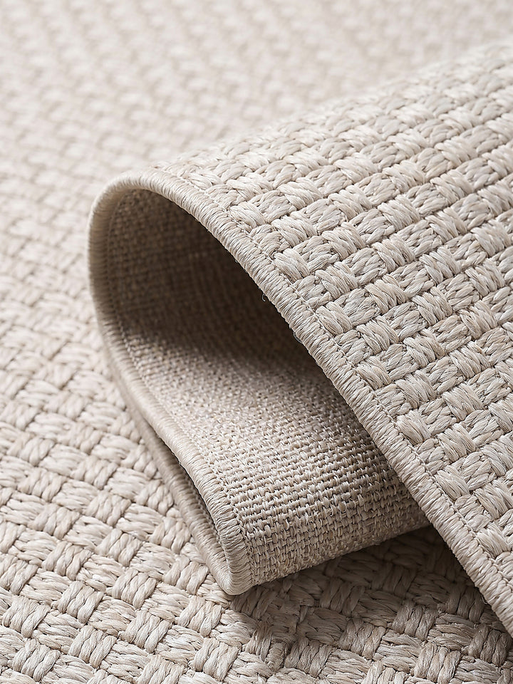 Teppich Beige Kante Verarbeitung_