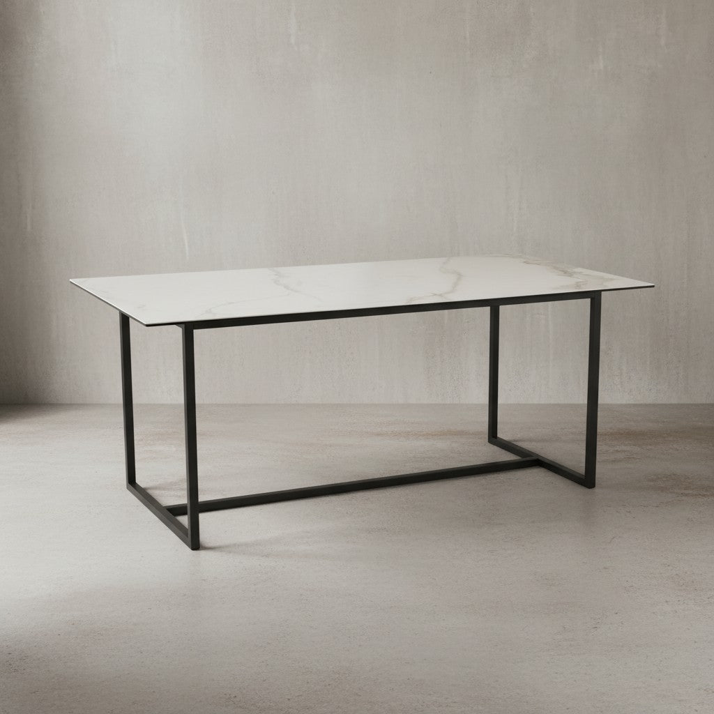 Weißer Glastisch mit Marmor-Optik 180x90cm - Keramik-Glasplatte auf mattschwarzem Gestell - ideal für moderne Esszimmer von Kadima Design_