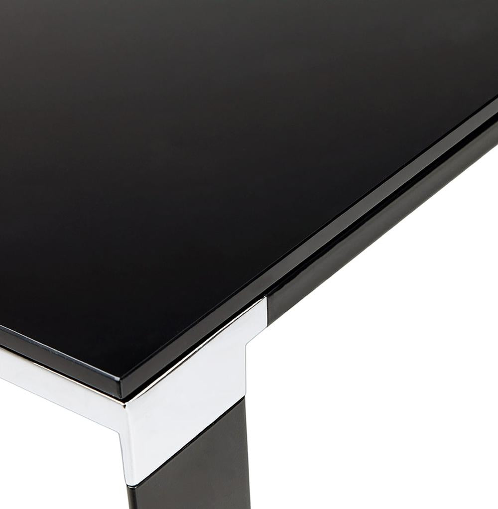 Schwarzer Glasschreibtisch KERIX - 160x80cm - elegante Tischplatte - Chromdetails - perfekt für professionelle Büroumgebungen. Kadima Design._