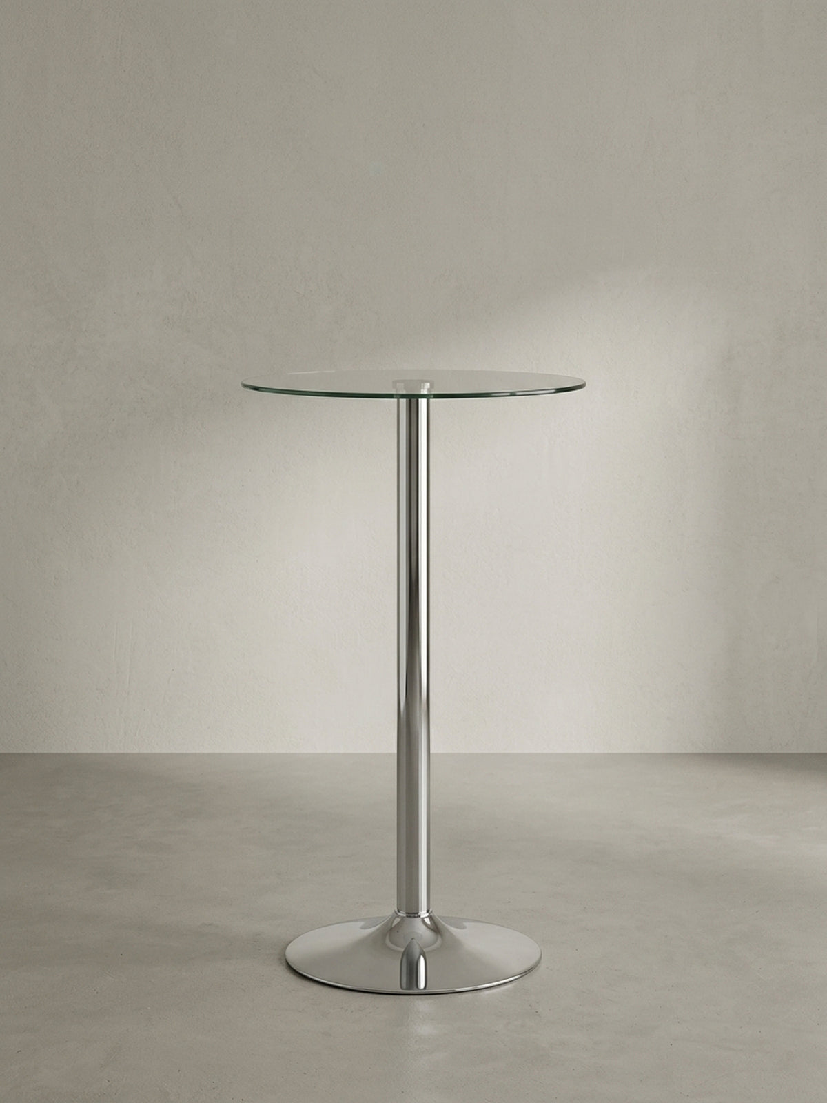 Runder Stehtisch aus klarem Sicherheitsglas und hochglänzend verchromtem Aluminium in Frontalansicht mit seinem charakteristischen, stabilen Trompetenfuß.