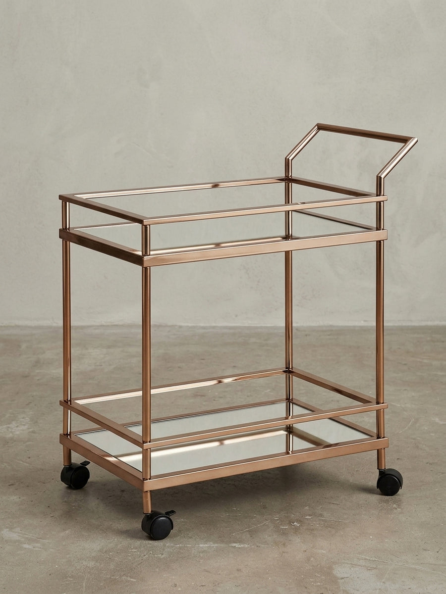 Seitenansicht des Küchenwagens auf Rollen, die seine schlanke Silhouette und die Gesamthöhe von 84 cm zeigt, ideal für eine komfortable Bedienung als Beistelltisch._