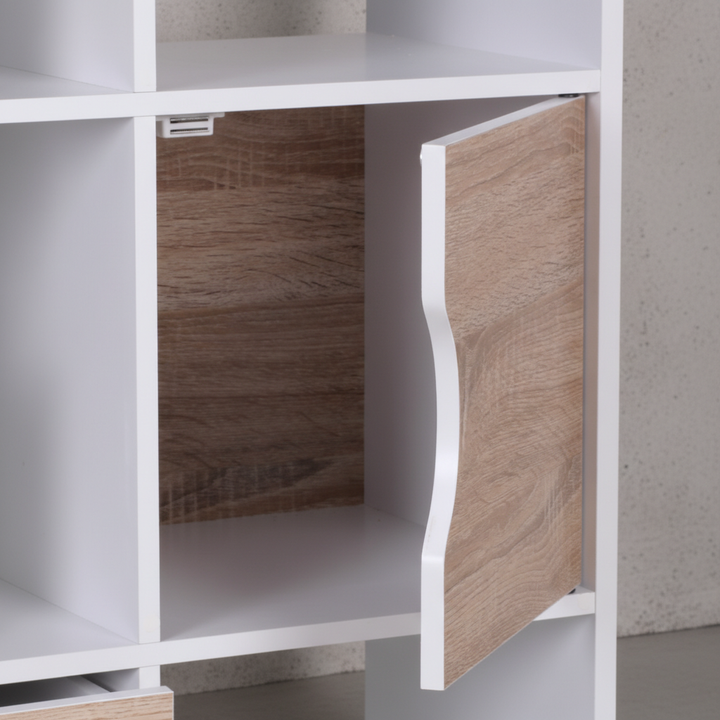 Großes Bücherregal in Sonoma Eiche und Weiß_ modernes Design_ 8 Fächer für Stauraum_ multifunktional als Raumteiler nutzbar - KADIMA DESIGN_Größe_ 60x29x120 cm_