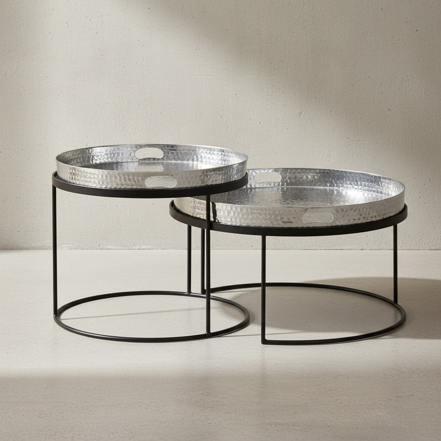 Couchtisch 2er Set_ Silber/Schwarz_ Hammerschlag-Strukturen_ Griffmulde_ Handgefertigt - KADIMA DESIGN_Farbe_ Silber_ Größe_ 56x56x33 cm_