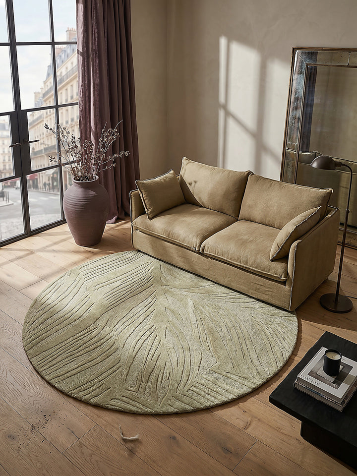 Teppich Grün-Beige rund im modernen Wohnzimmer_