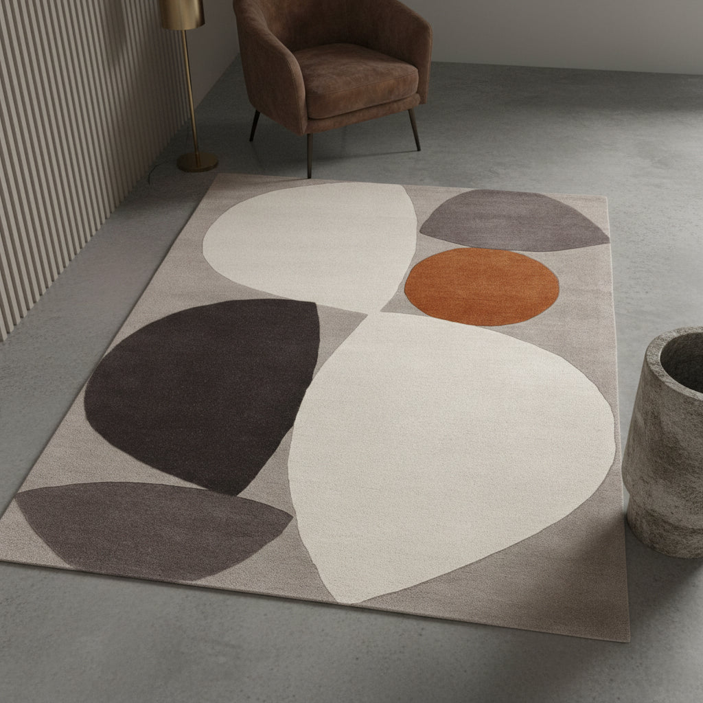Nahaufnahme eines hochwertigen handgetufteten Teppichs mit organischen Formen in Creme Grau und Terracotta Kadima Design