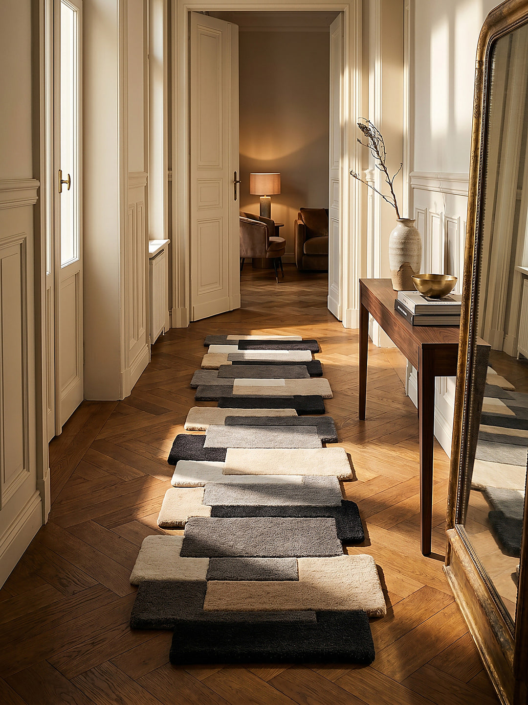 Teppich Grau-Beige Läufer im modernen Wohnzimmer_