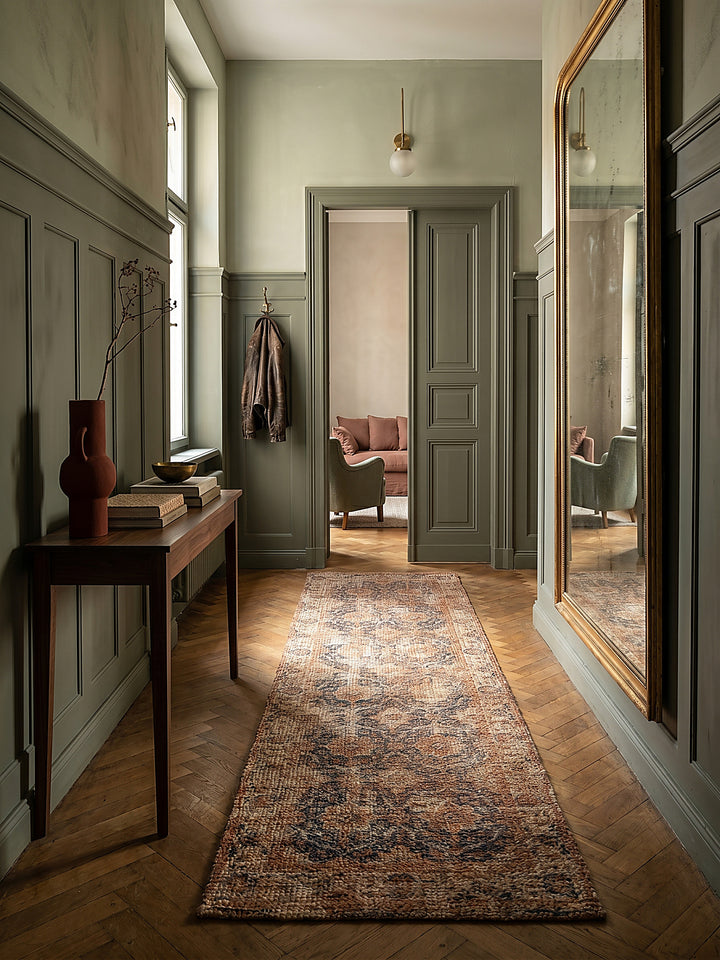 Teppich Läufer im modernen Wohnzimmer_