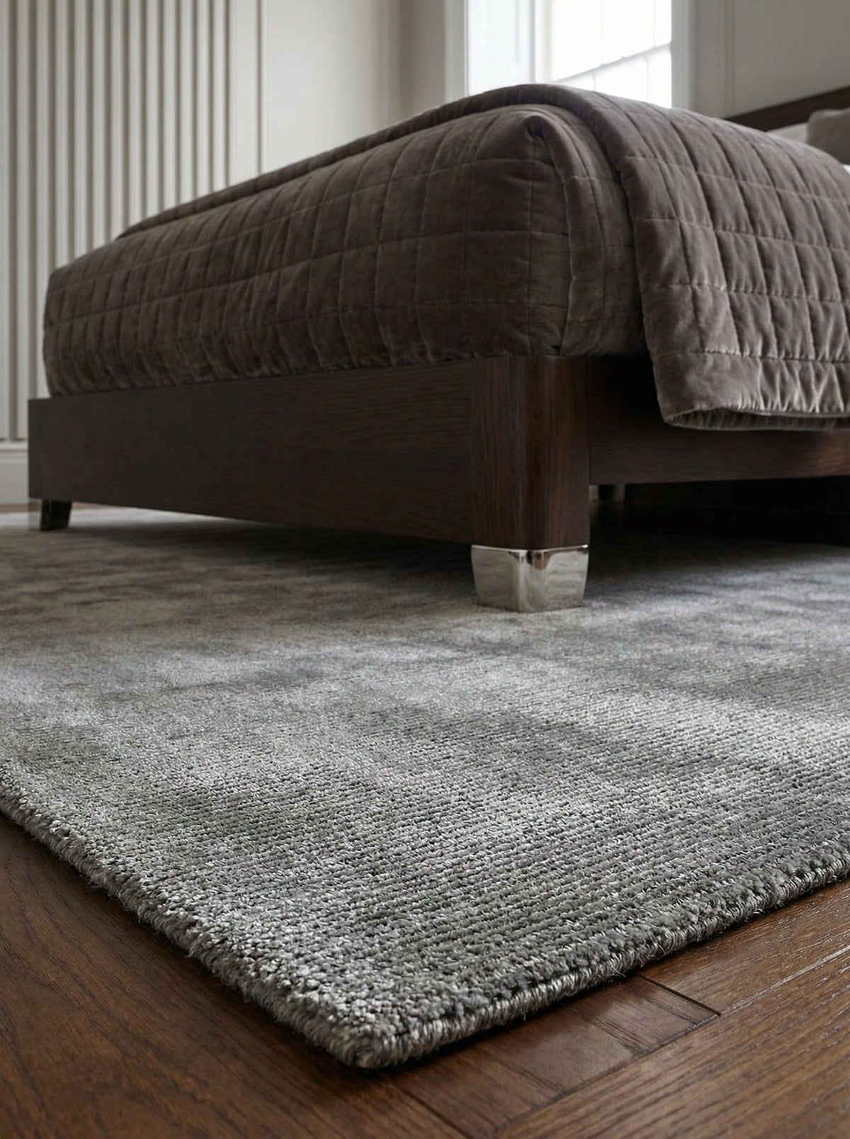 Handgewebter Viskose-Teppich Zeitloses Design in Neutraltönen Luxuriös und Hotelqualität BARI Kollektion Kadima