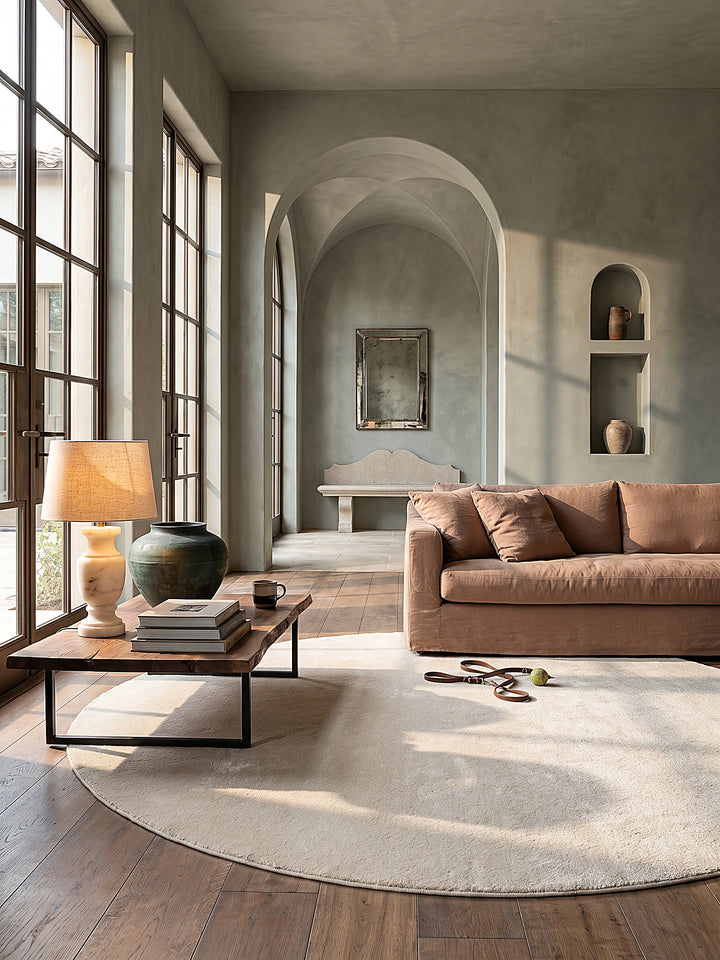 Teppich Beige rund gemütliche Wohnszene_