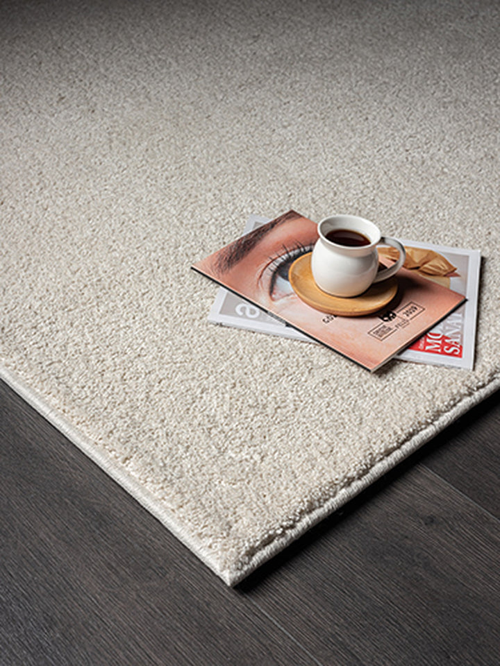 Teppich Creme rechteckig Polypropylen Wohnzimmer Schlafzimmer Flur BORMIDA_