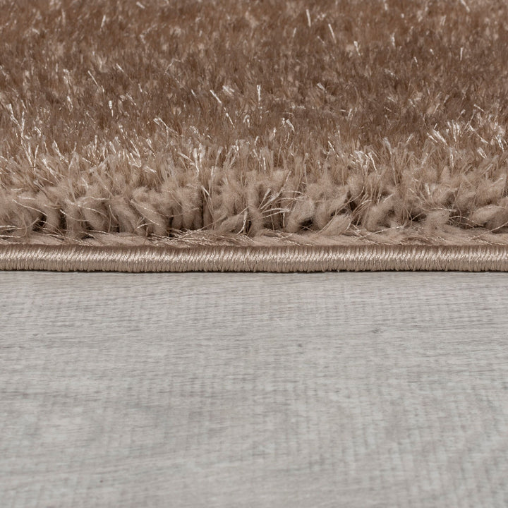 Hochflor-Teppich DOVEL von Kadima Design - Recyceltes Polyester - Nachhaltig & Weich_Braun_#sku_BARK503119374971-BARK503119374972-BARK503119374973-BARK503119374974#