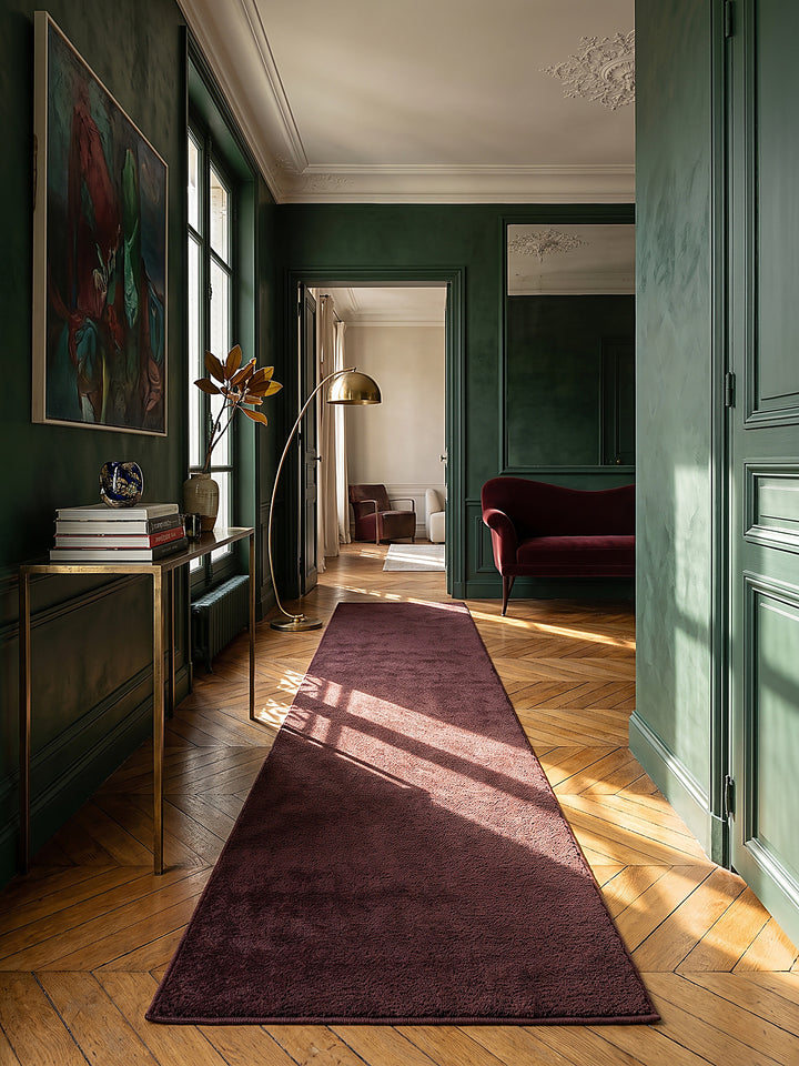 Teppich Bordeauxrot Läufer im modernen Wohnzimmer_