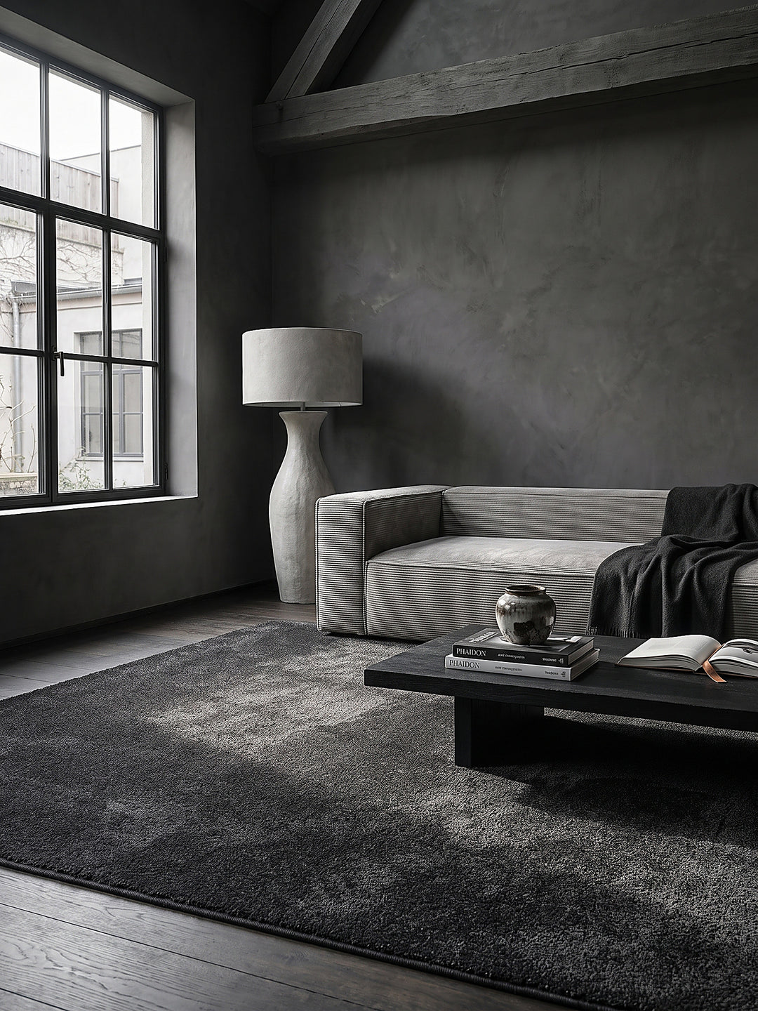 Teppich Anthrazit rechteckig Editorial Styling_