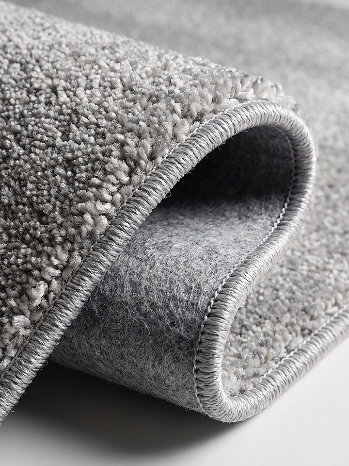 Teppich Silber Kante Verarbeitung_
