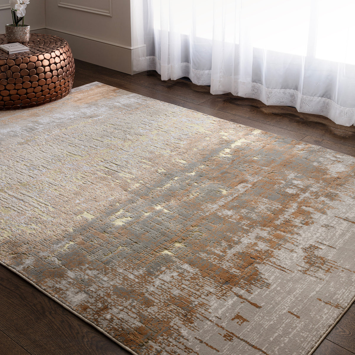 Hochglanz-Teppich - 160x230cm - 8mm Florhöhe - abstraktes Goldmuster - pflegeleichter Kurzflor für kleine Wohnzimmer - Kadima Design