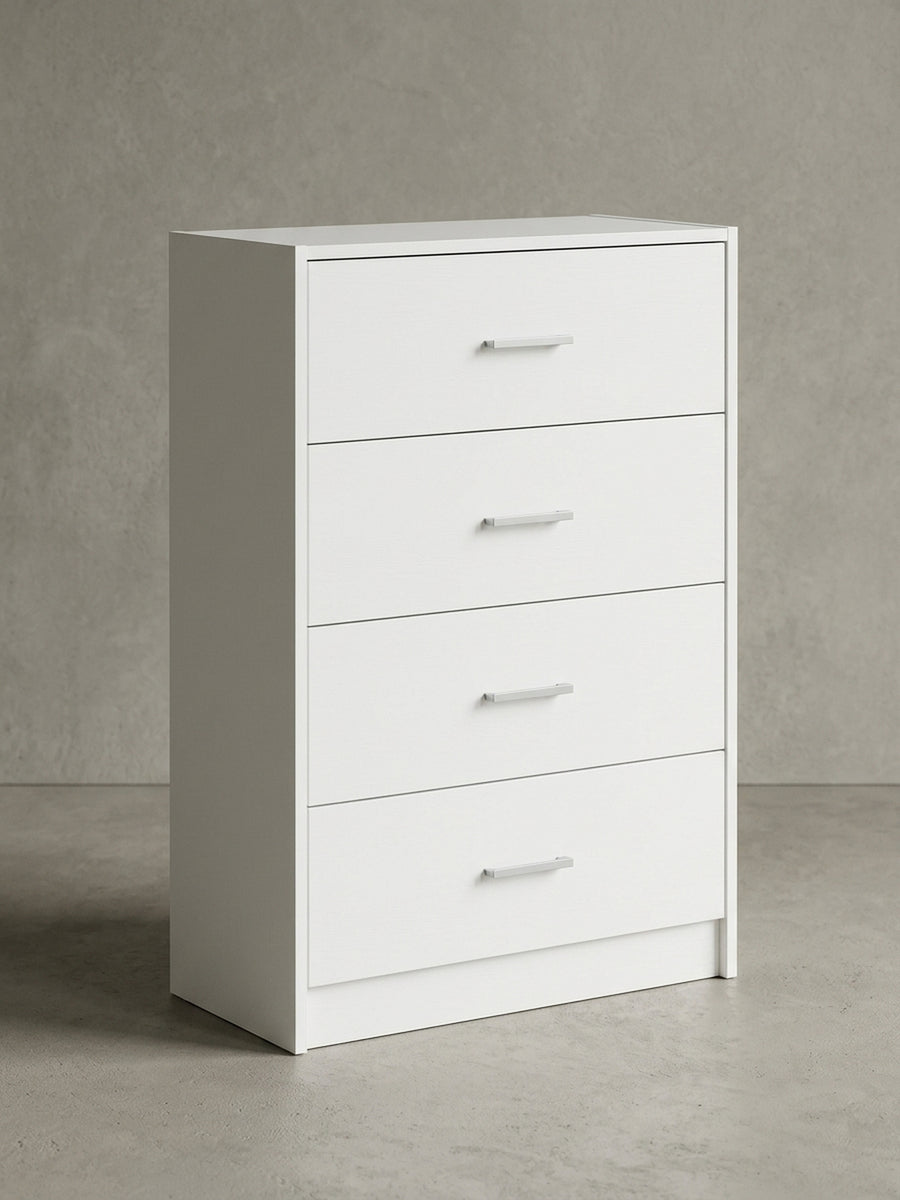 Weiße Schubladenkommode in der Frontalansicht vor neutralem Hintergrund. Das geradlinige Design mit vier Schubladen und dezenten Aluminiumgriffen bietet 60 cm breiten und edlen Stauraum._