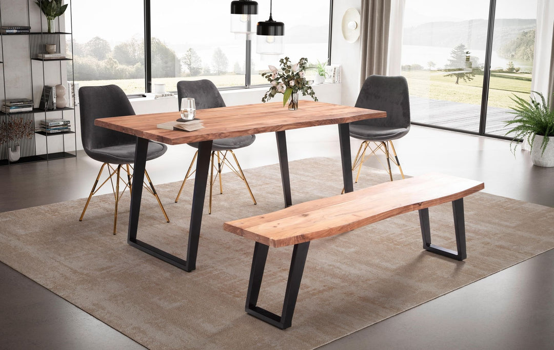 Industrial Holztisch mit Naturkante und 76cm Höhe - ideal für Apartments von Kadima Design_