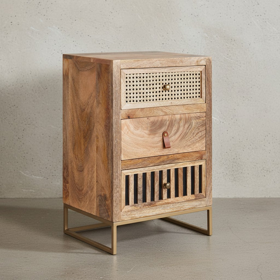 Industrial Nachttisch_ Mango Massivholz/Rattan_ 3 Schubladen_ Boxspringbett-kompatibel - KADIMA DESIGN_Größe_ 40x30x60 cm_