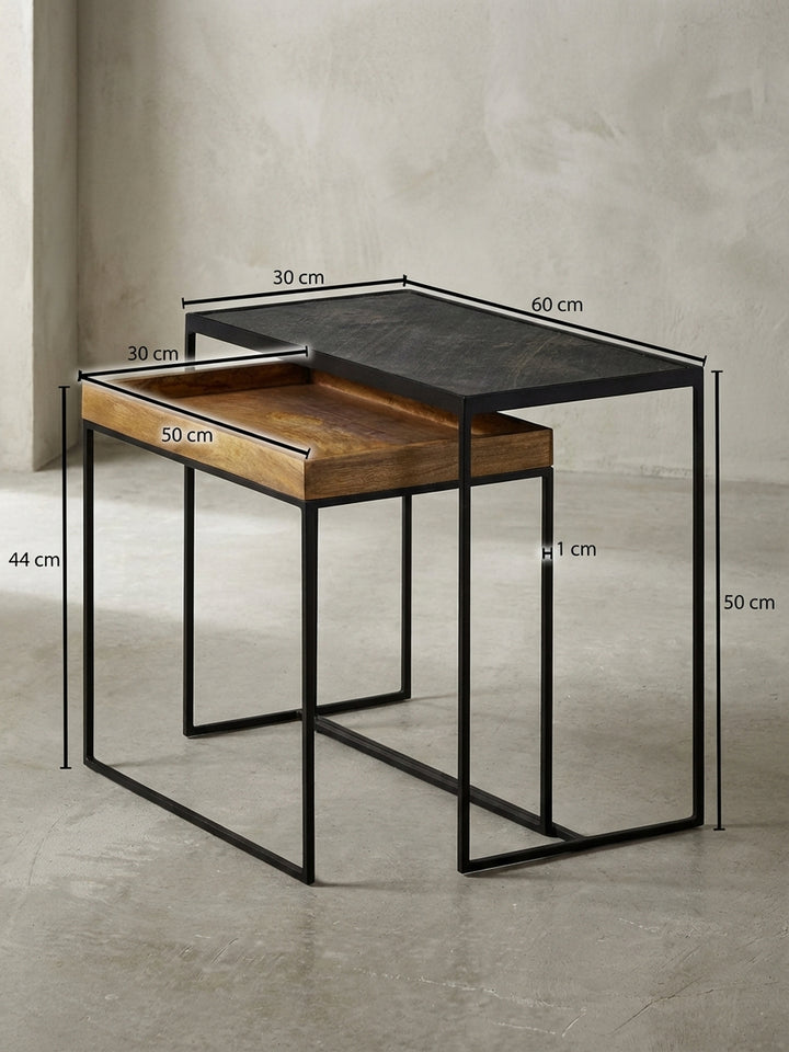 Technische Zeichnung des Satztisches mit exakten Maßen: großer Tisch 60x30x50 cm und kleiner Tisch 50x30x44 cm für die Raumplanung._