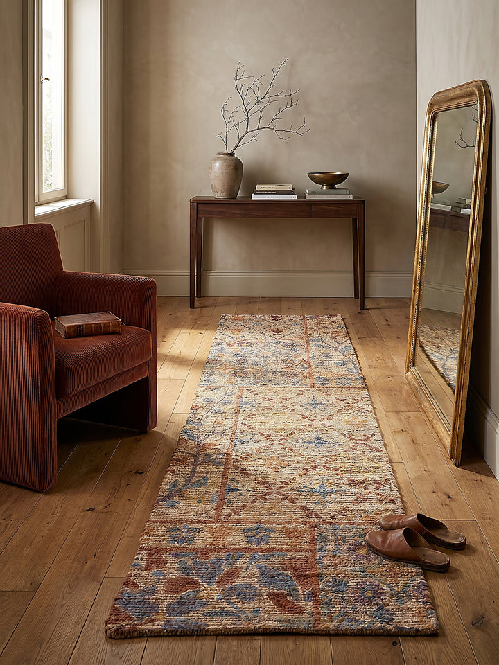 Teppich Natur-Blau Läufer im Wohnzimmer mit Couchtisch und Wohnaccessoires Wohnidee skandinavisch modern_