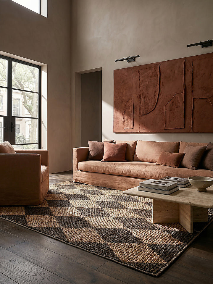 Teppich Braun rechteckig im Wohnzimmer mit Couchtisch und Wohnaccessoires Wohnidee skandinavisch modern_
