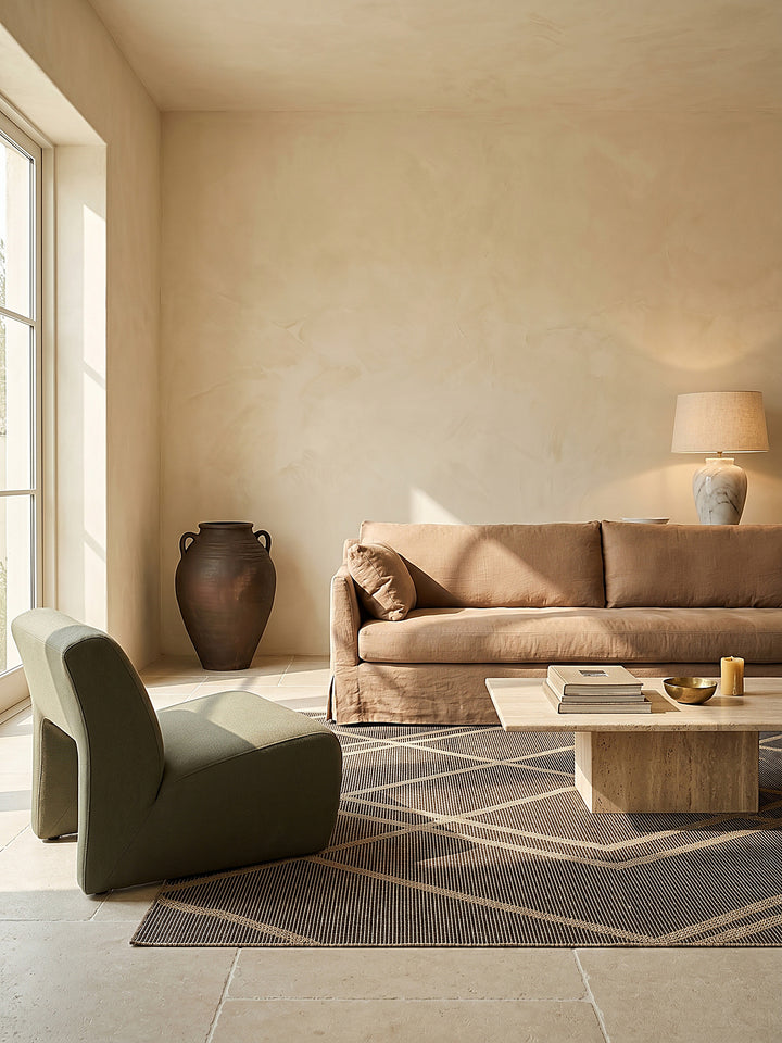 Teppich Schwarz rechteckig im modernen Wohnzimmer_