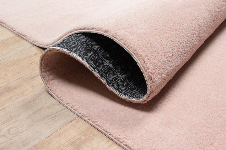 Hochflor Teppich für puristische Einrichtung aus Polyester ALDAN Serie_