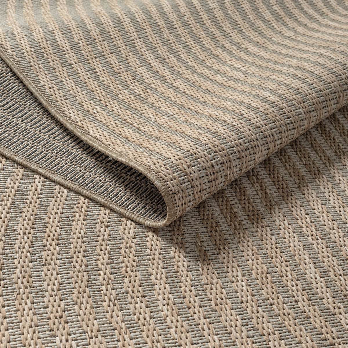 Flachgewebe Teppich Beige Geometrisch als minimalistische Wohnidee Polypropylen BORNO Serie