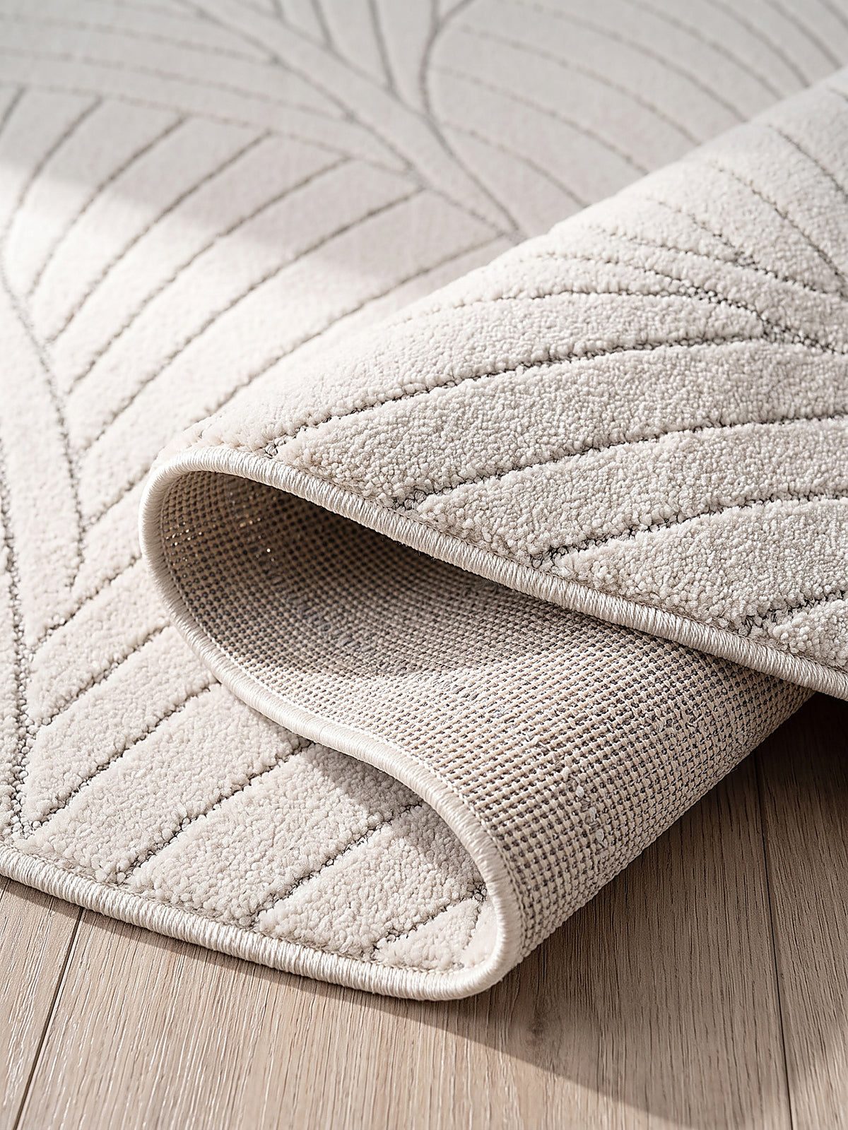 Teppich Creme Kante Verarbeitung_