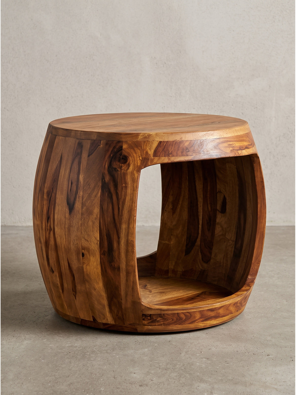 Beistelltisch – Dunkles Massivholz, Ø 50 cm