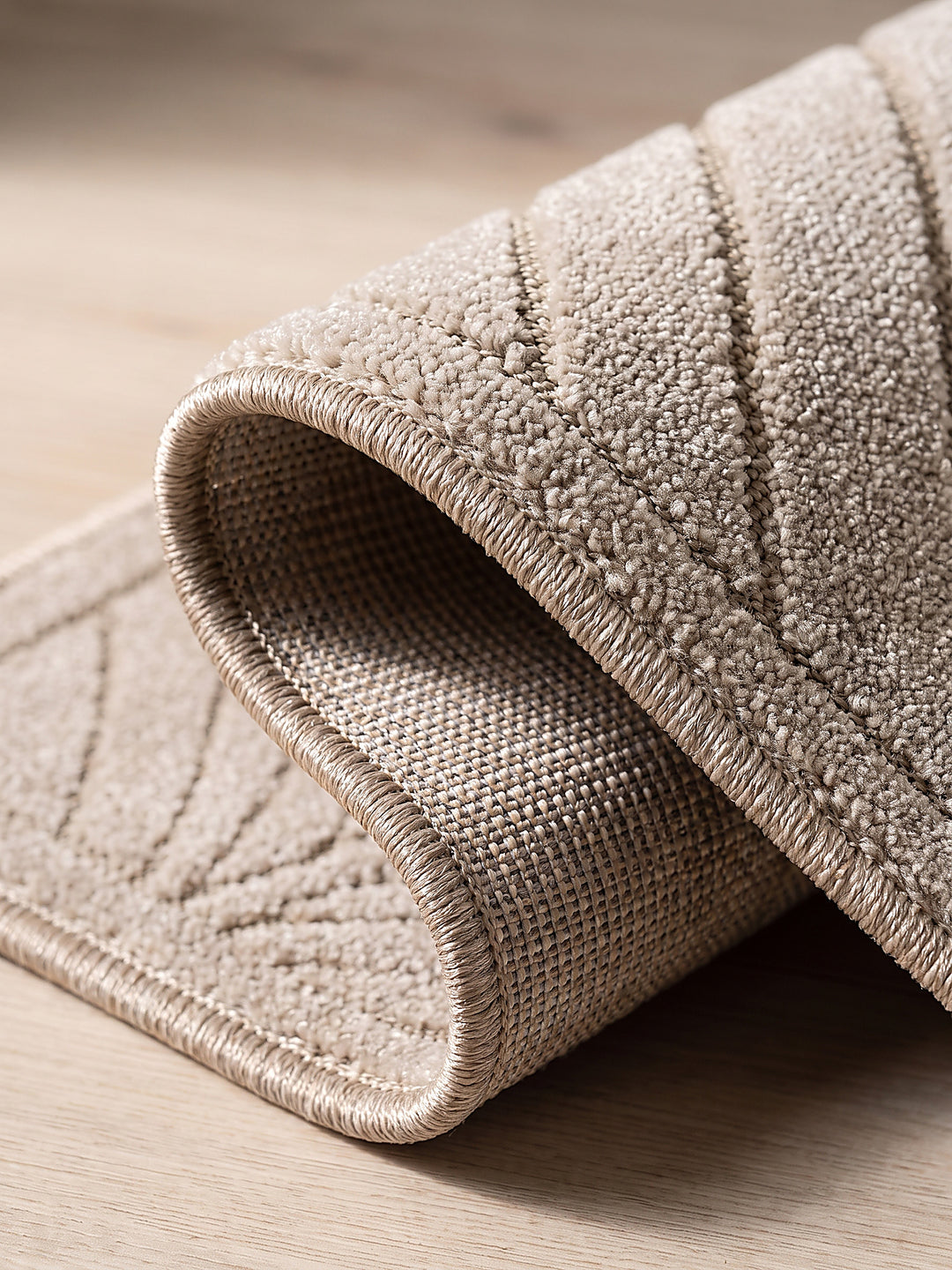 Teppich Beige Kante Verarbeitung_