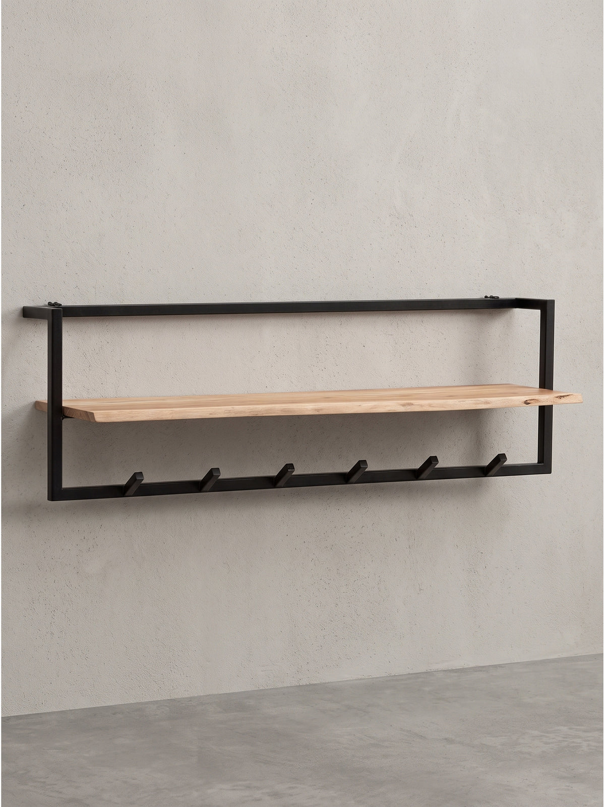 Profil einer platzsparenden Wandgarderobe zur sicheren und stabilen Befestigung im modernen Flur oder Eingangsbereich.