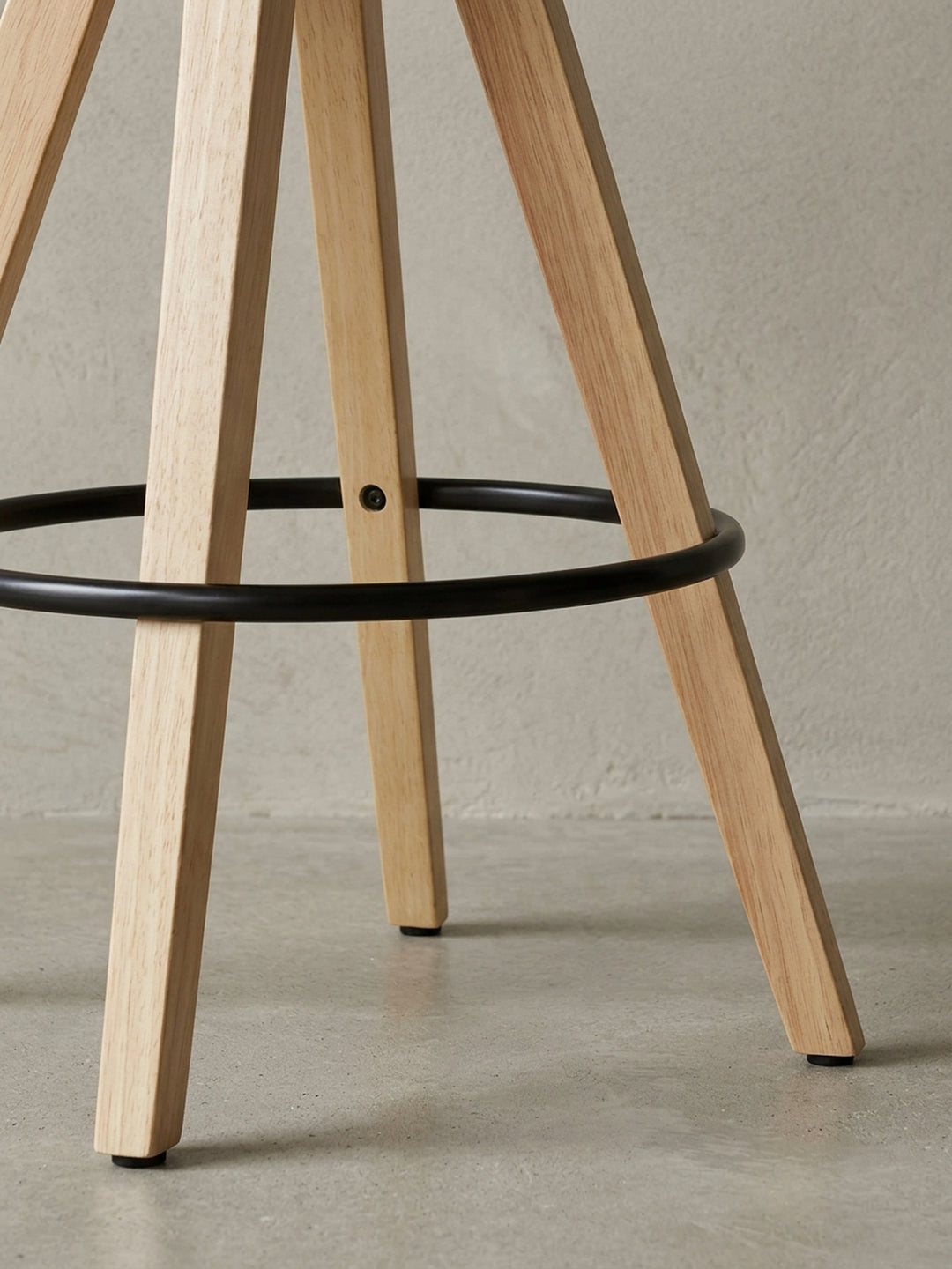 Maßzeichnung Barhocker Kunstleder schwarz mit Bemaßung 45x45x113 cm Höhe Breite Tiefe und Detailangaben zur Produktgeometrie_