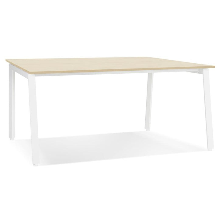 Besprechungstisch harmonisch - 140x140 cm - beige MDF-Platte - weißes Metallgestell - schafft warme Atmosphäre für Meetings - Kadima Design_