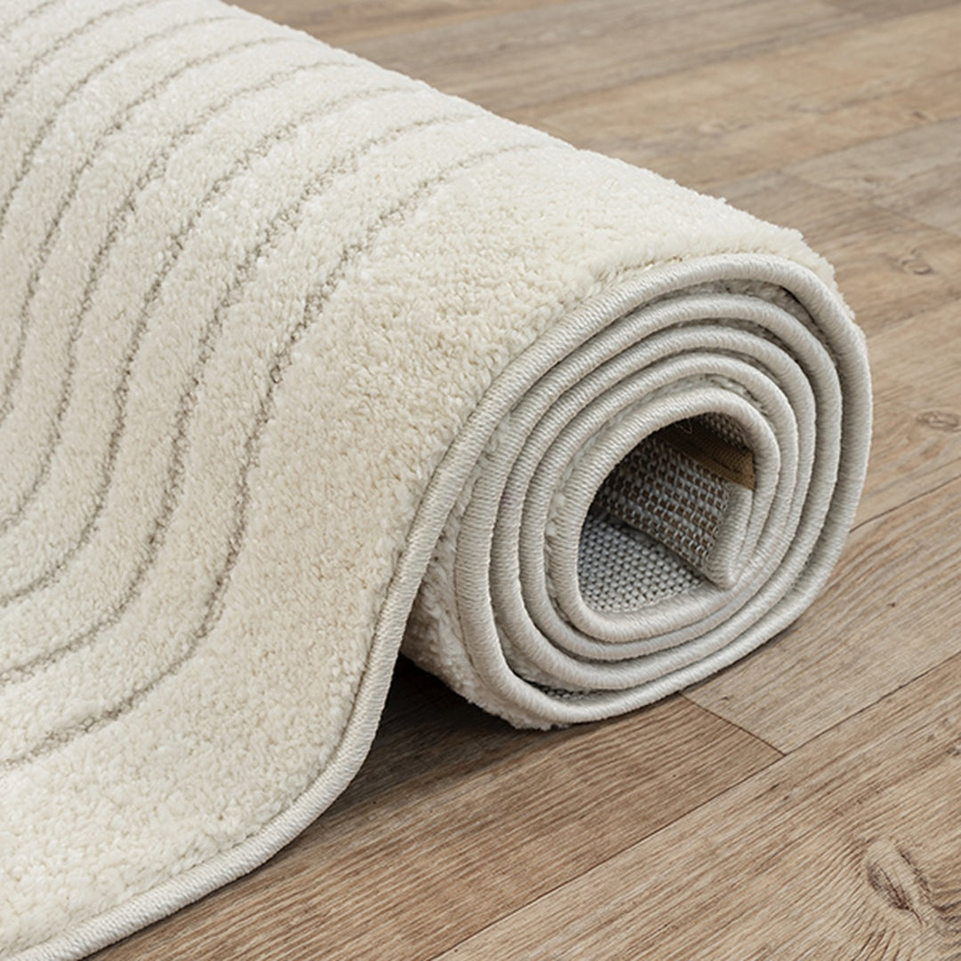 Kurzflor Teppich Creme Geometrisch passend für Wohnraum und Flur aus Polyester aus der MUOTA Kollektion_