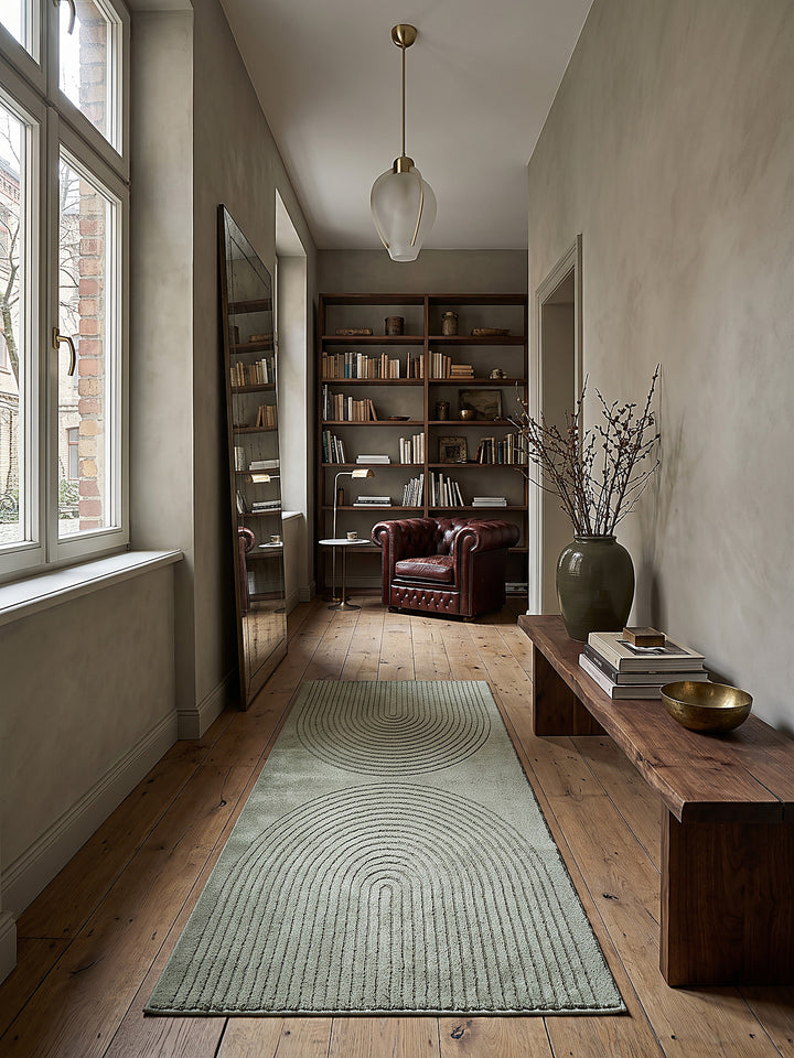 Teppich Grün Läufer im modernen Wohnzimmer_