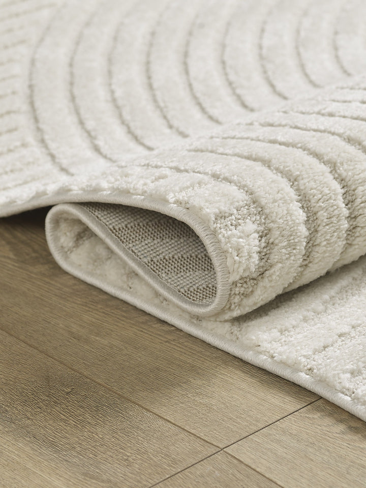 Creme Kurzflor Teppich Geometrisch für puristische Einrichtung CETINA Serie_